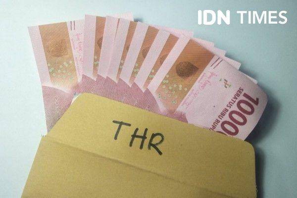 ilustrasi THR (IDN Times/Ita Malau)