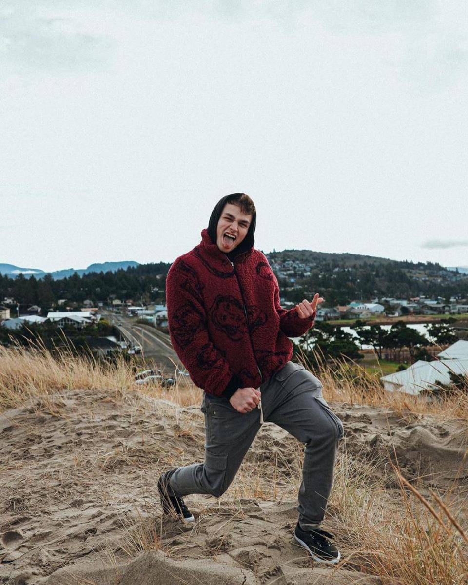instagram.com/jonahmarais