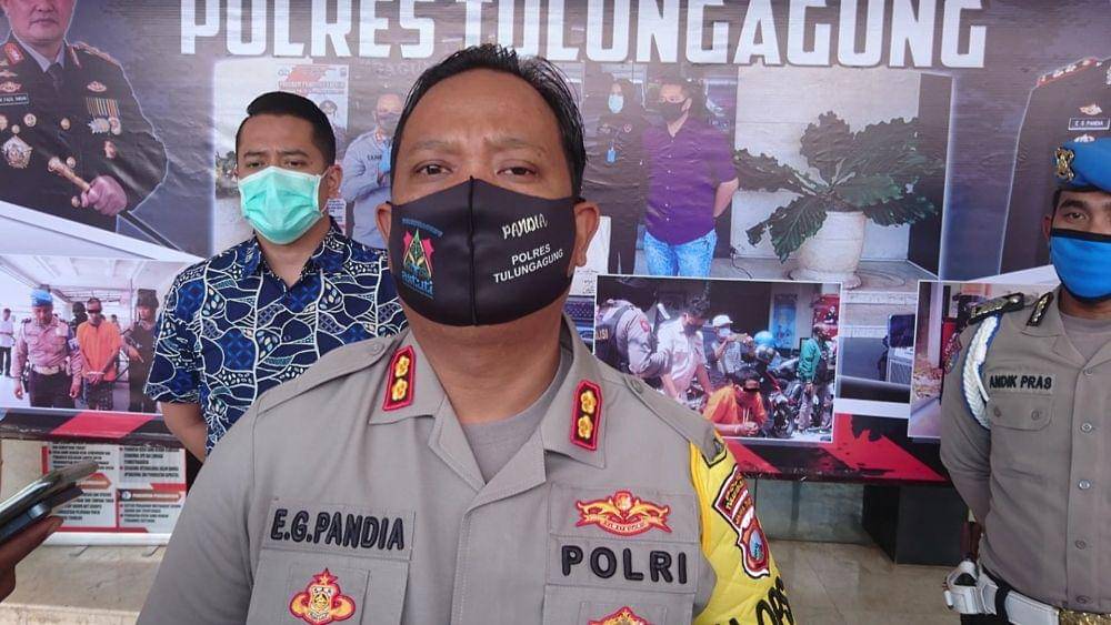 Bramanta Pamungkas, Kapolres Tulungagung, AKBP Eva Guna Pandia