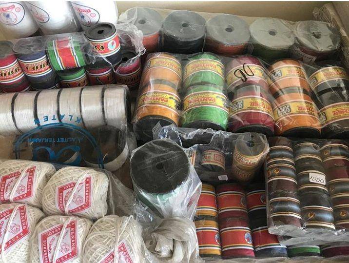 Berbagai jenis tali layang-layang yang dijual (Dok.IDN Times/istimewa)
