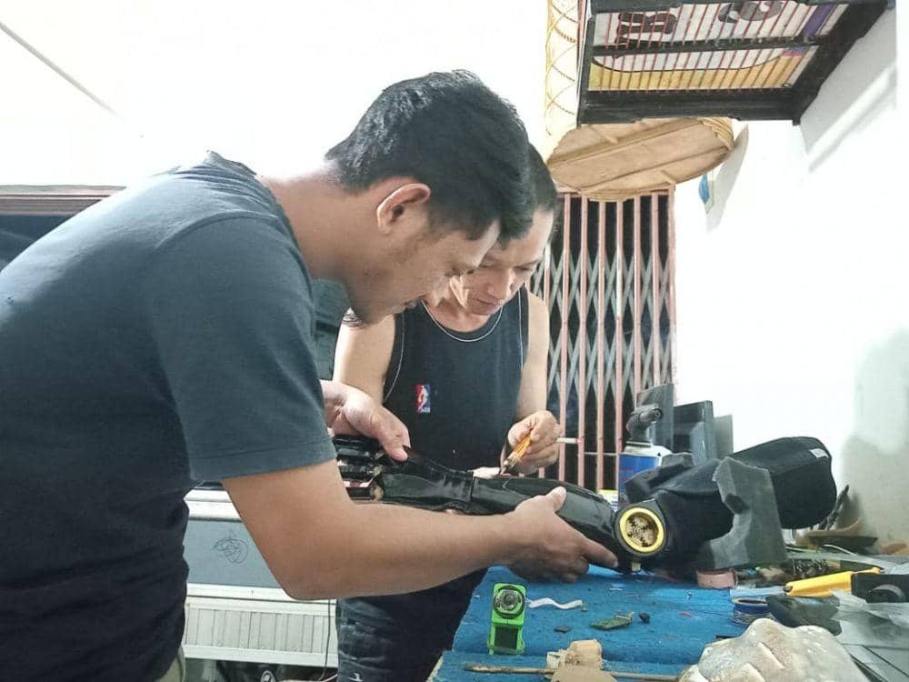 Pembuatan robot bionik smart hand (IDN Times/Dokumen Pribadi)