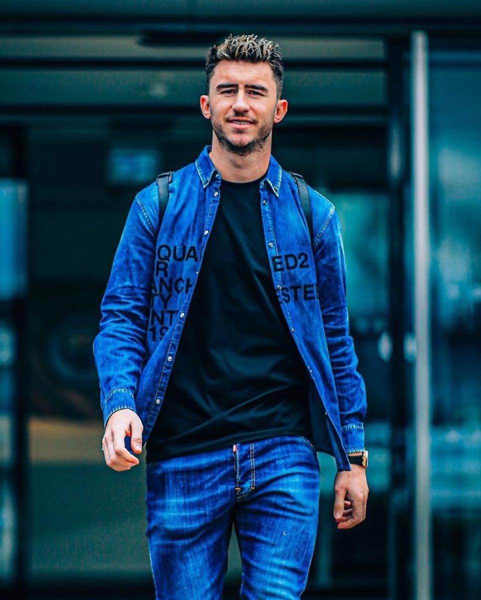 instagram.com/laporte
