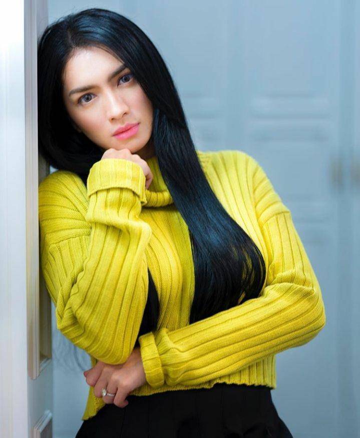 Instagram.com/realangelkaramoy/