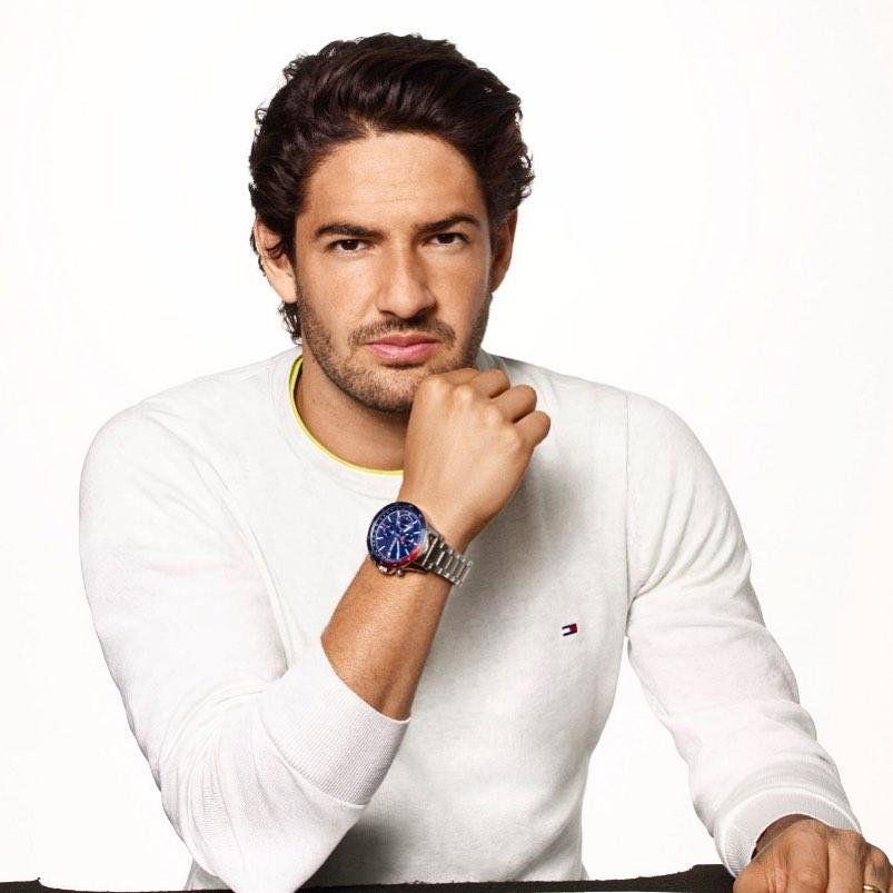 10 Pesona Eks Bintang AC Milan, Alexandre Pato!
