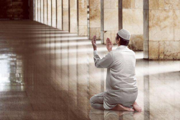 ilustrasi salat (Freepik/h9images)