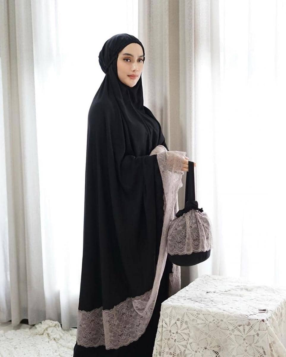 instagram.com/tiqasya