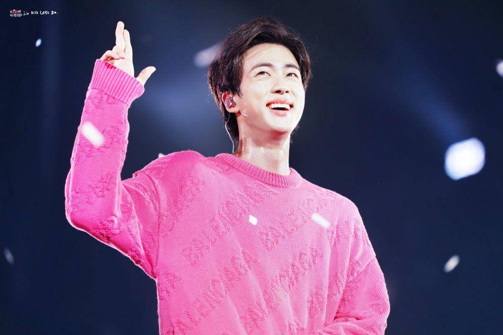Twitter.com/jinKissLetsgo