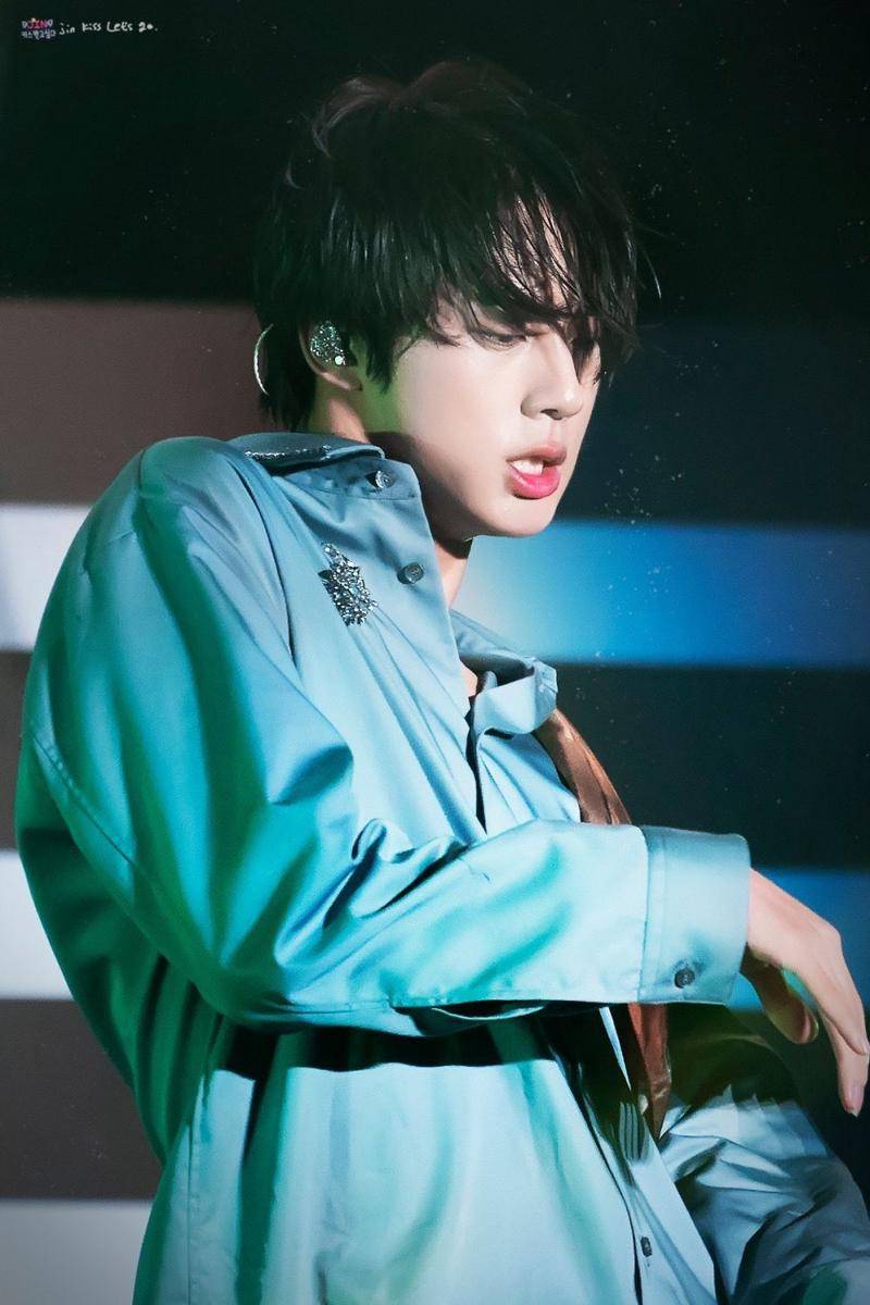 Twitter.com/jinKissLetsgo