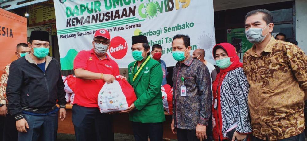 168 Mahasiswa Perantau Terima Bantuan dari Kemensos