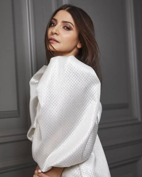 instagram.com/anushkasharma
