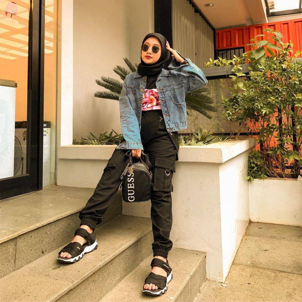 instagram.com/astrisyanti