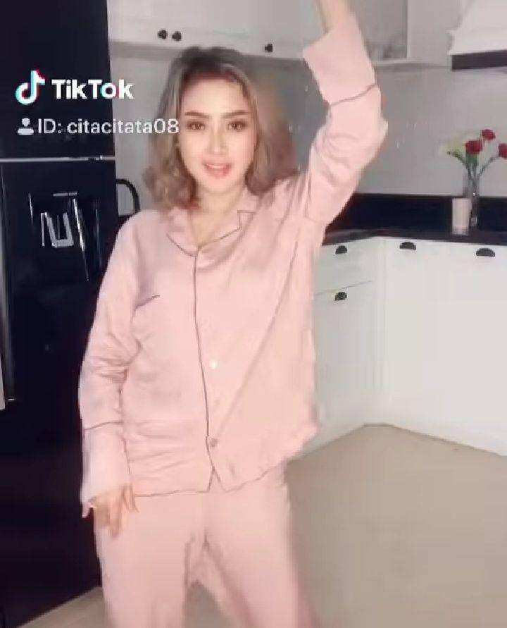 Instagram.com/cita_citata