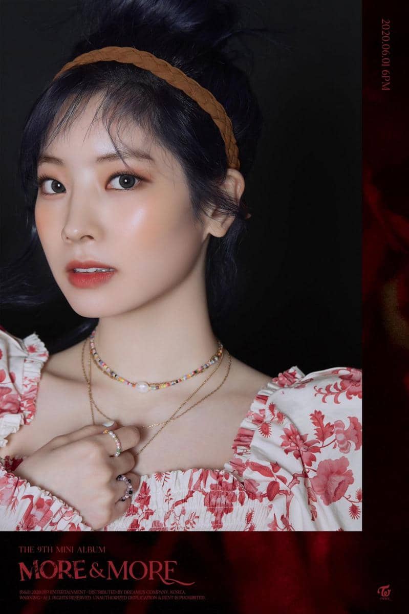 Potret diri Dahyun. (twitter.com/JYPETWICE)