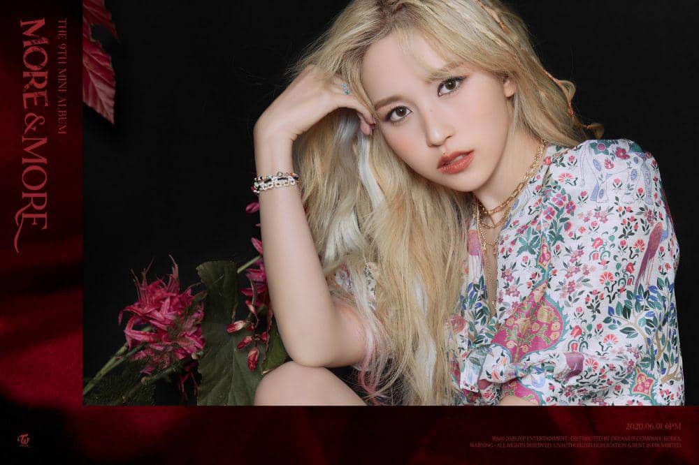 Potret diri Mina. (twitter.com/JYPETWICE)