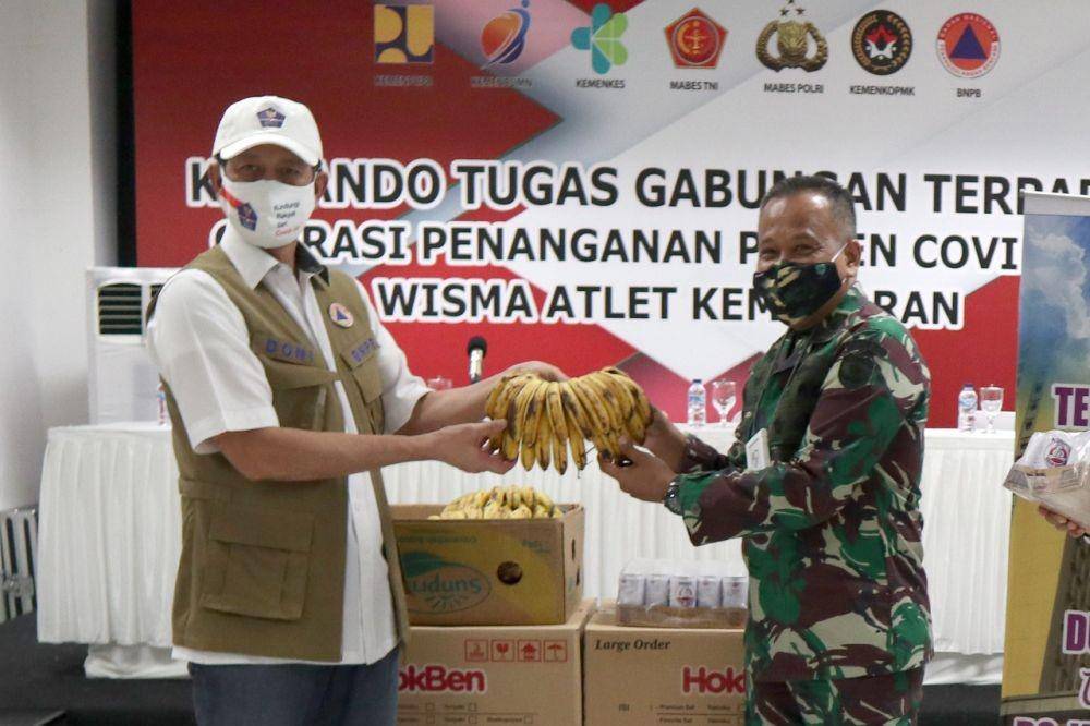 Ketua Gugus Tugas Penanganan COVID-19 Doni Monardo Mengunjungi RS Darurat Wisma Atlet (Dok. Tim Komunikasi Publik Gugus Tugas Nasional)