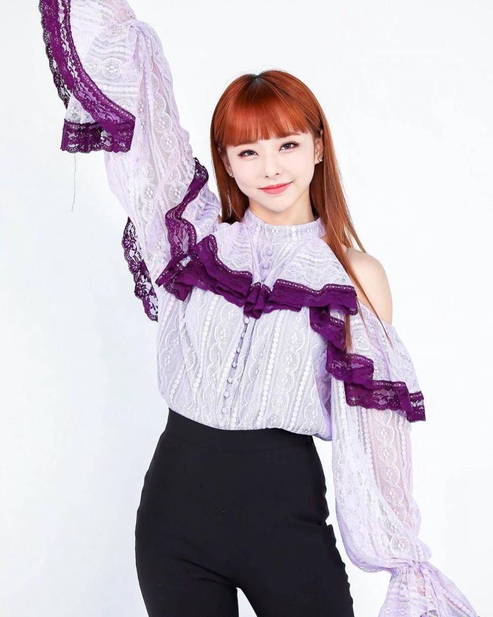 instagram.com/vivid.loona