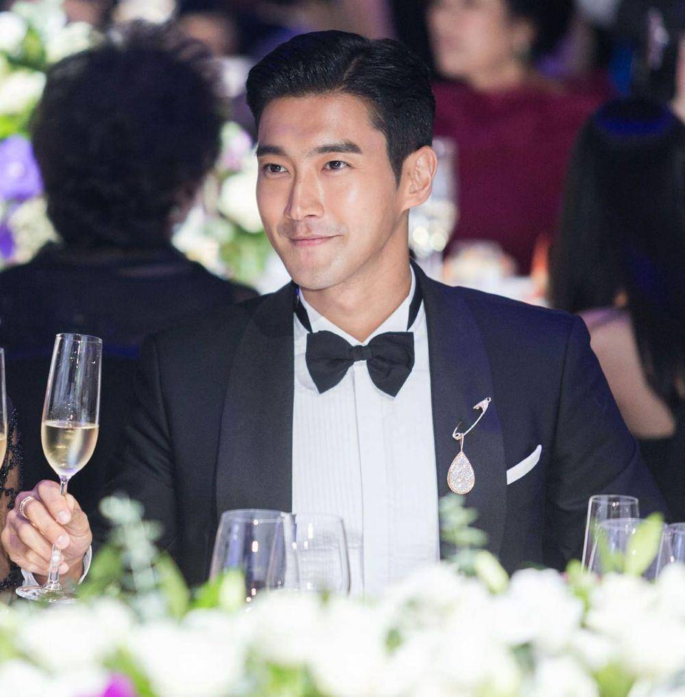 instagram.com/siwonchoi