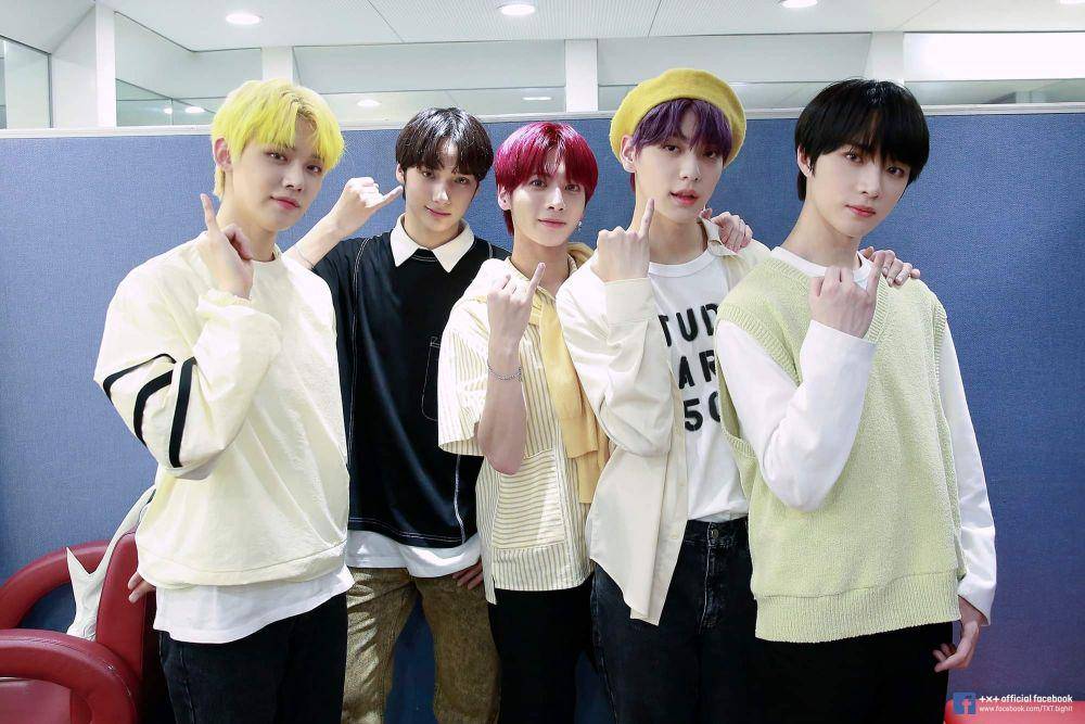 Facebook.com/TXT.bighit