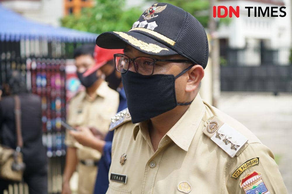 Muhamamd Irman, Camat Kemuning. (IDN Times/ Deryardli Tiarhendi)