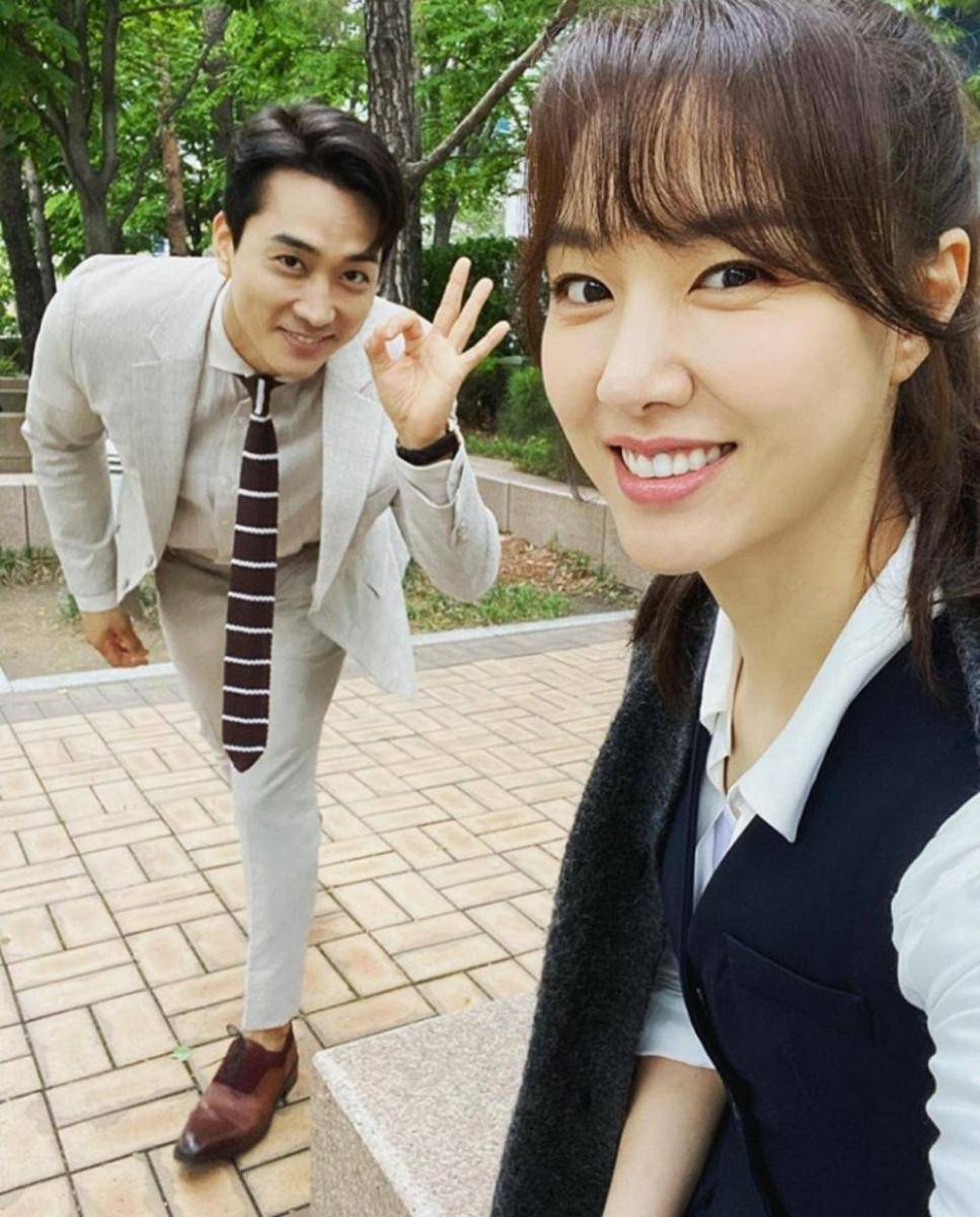 instagram.com/jihye8024