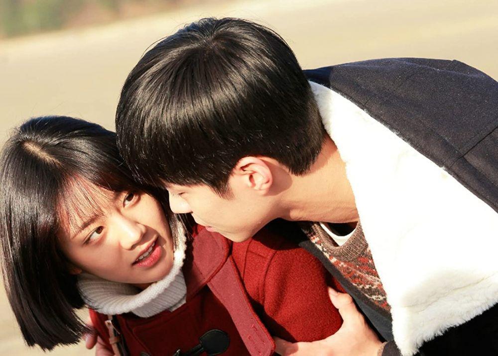 5 Tips Jaga Pertemanan walau Naksir Teman Sendiri ala Taek Reply 1988