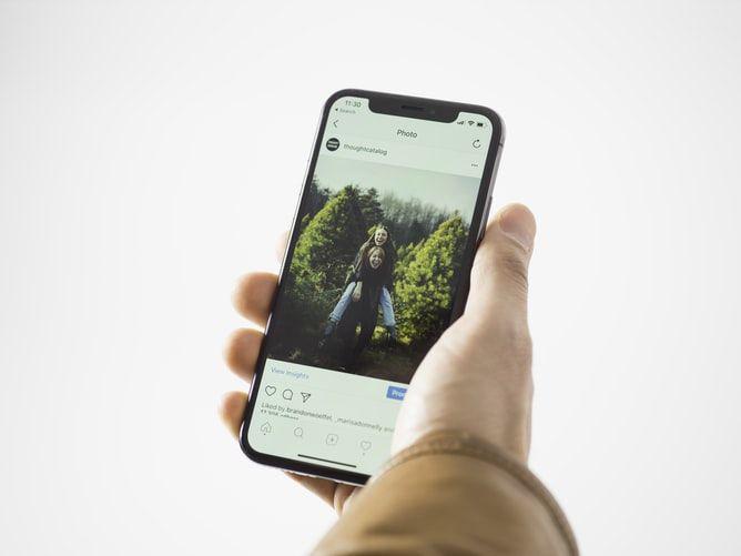 5 Alasan Pasangan Enggan Unggah Foto Kebersamaan di Media Sosial