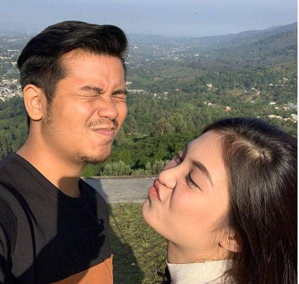 Instagram.com/vinessainez/