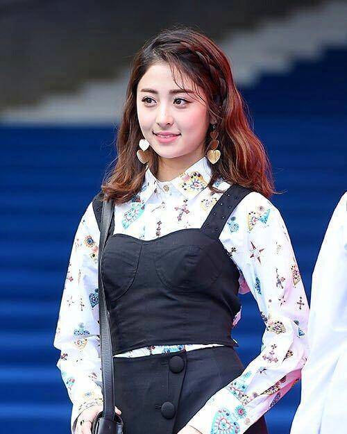 Instagram.com/Yunjinsite