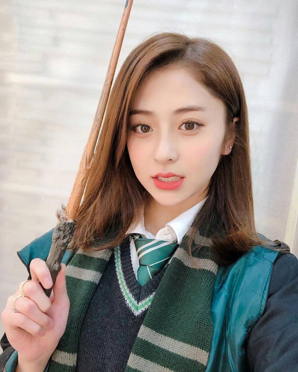 Instagram.com/yunjinsite