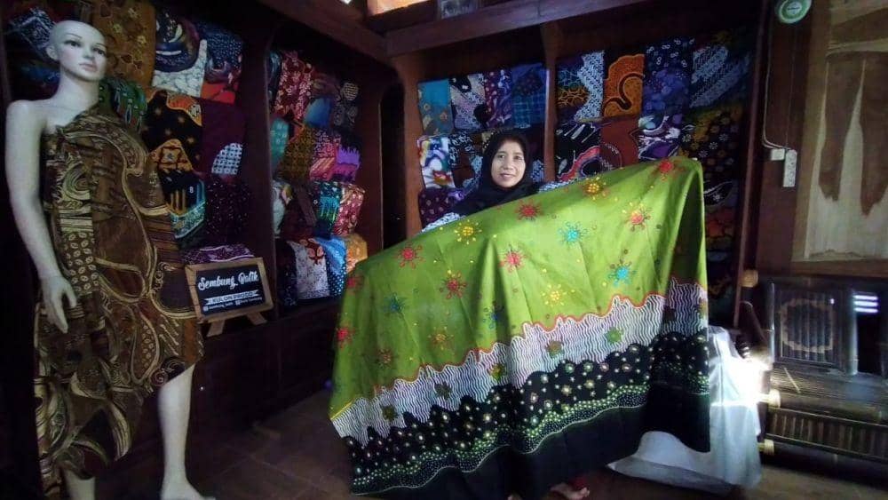 Kreatif! Perajin Batik di Kulon Progo Ciptakan Batik Motif Corona