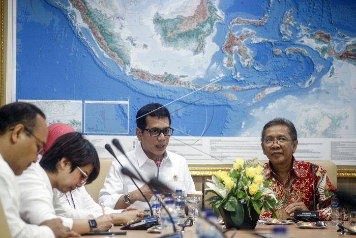 Menteri Pariwisata dan Ekonomi Kreatif Wishnutama Kusubandio (ANTARA FOTO/Yulius Satria Wijaya)