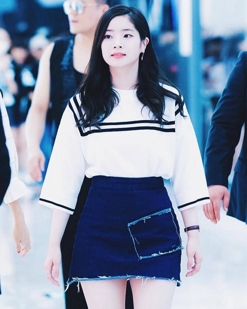 instagram.com/d.ahyun