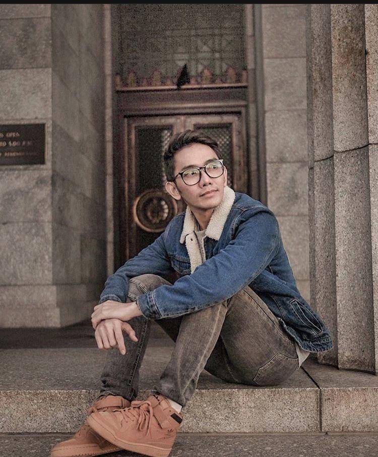 Instagram.com/itsjohnmartint/