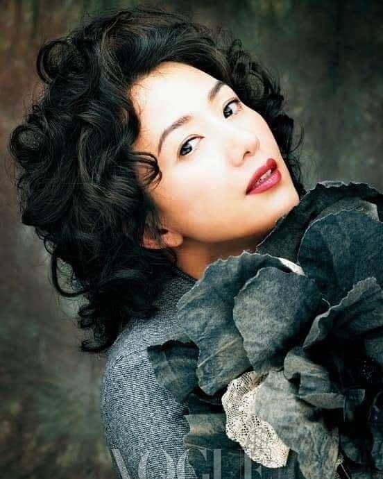 instagram.com/kimheeae_23