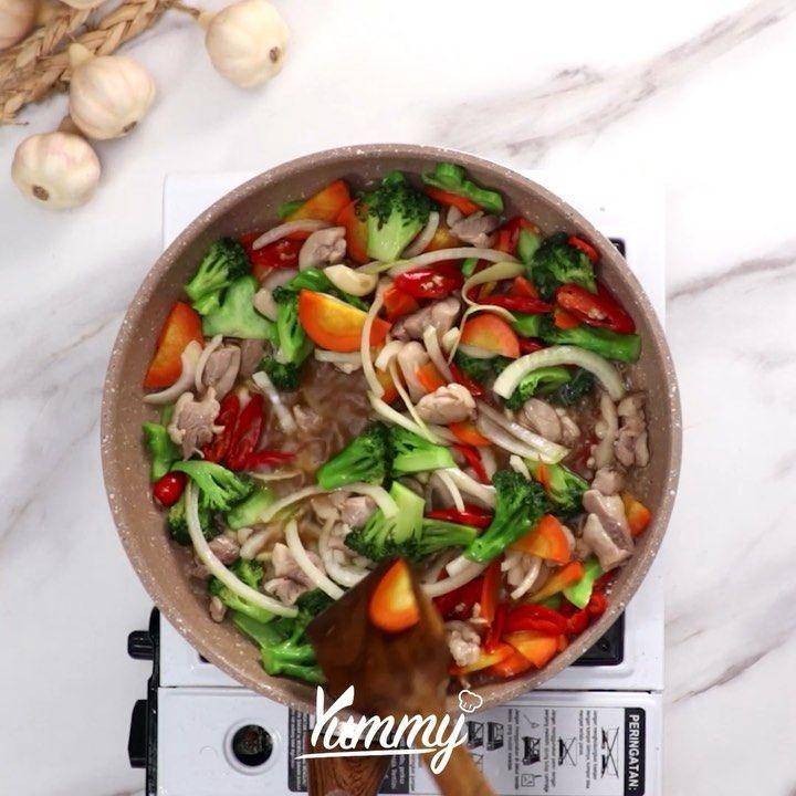 instagram.com/yummy.idn