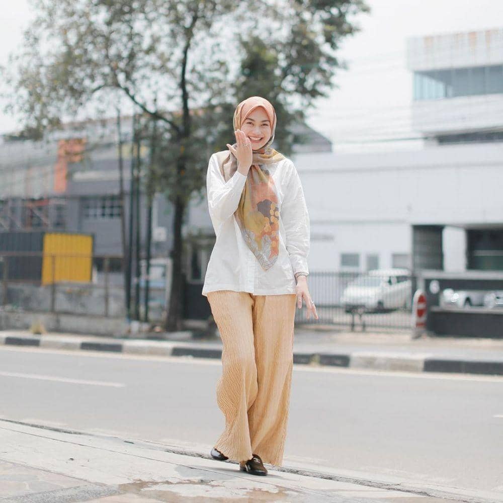 instagram.com/indahnadapuspita