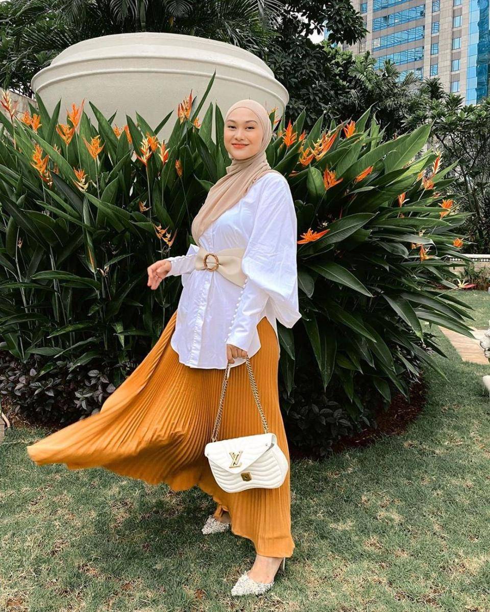 instagram.com/indahnadapuspita