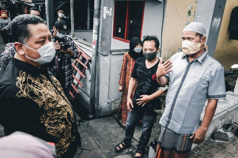Kunjungi Warga Positif COVID-19, Wawali Surabaya Jadi ODP