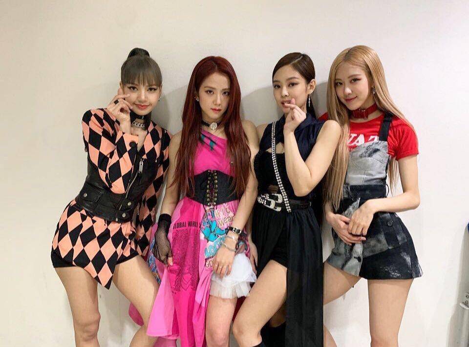 Instagram.com/blackpinkofficial