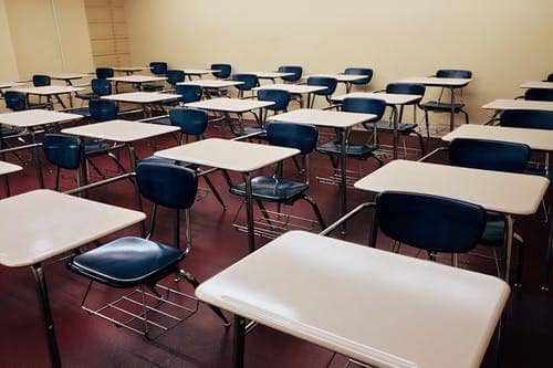 Menko PMK Perkirakan Siswa Masuk Sekolah Awal 2021, Bukan Juli 2020