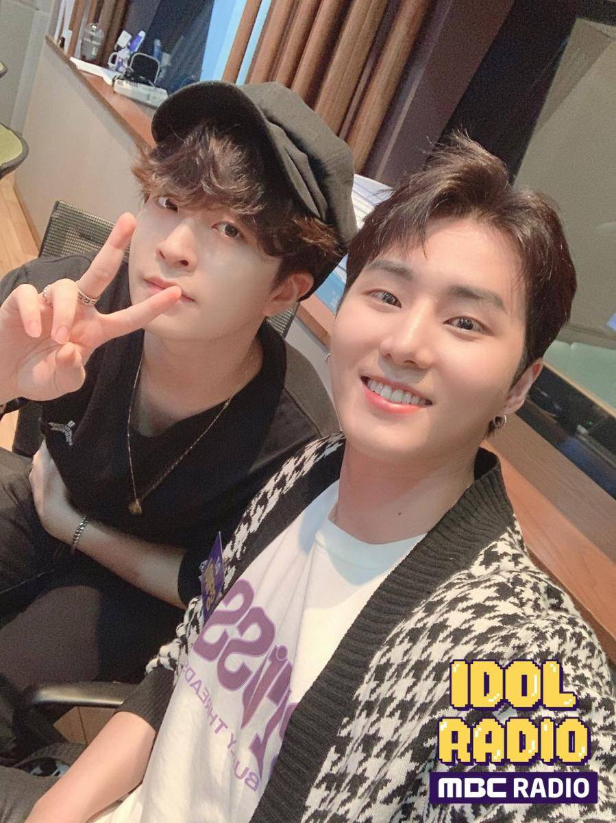 twitter.com/idolradiokorea