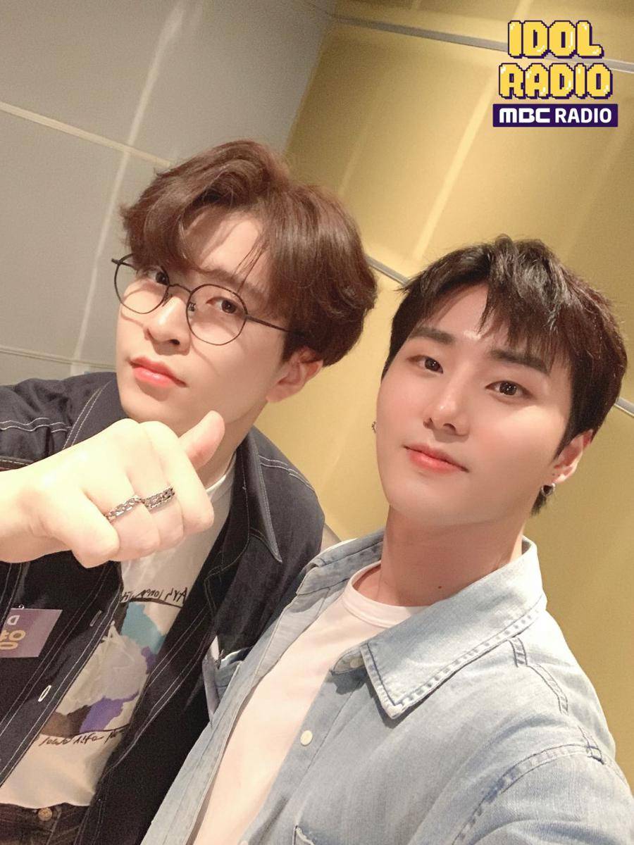 twitter.com/idolradiokorea