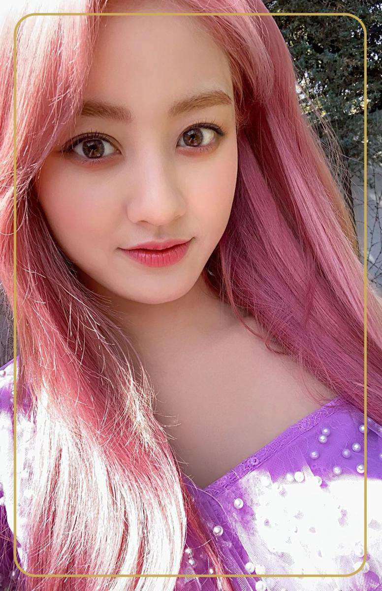 twitter.com/JYPETWICE