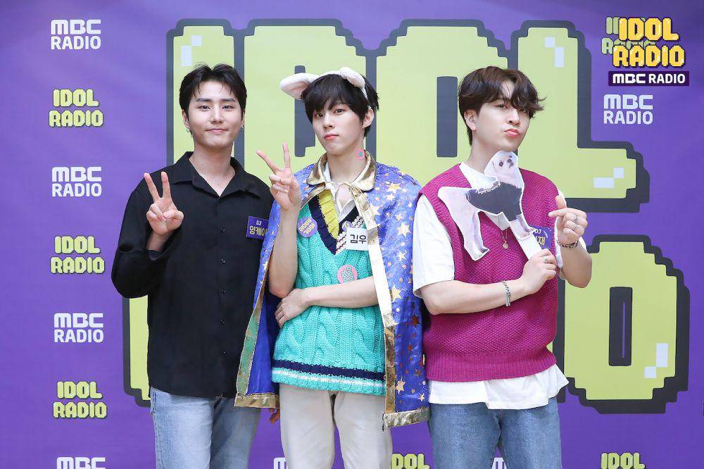 twitter.com/idolradiokorea