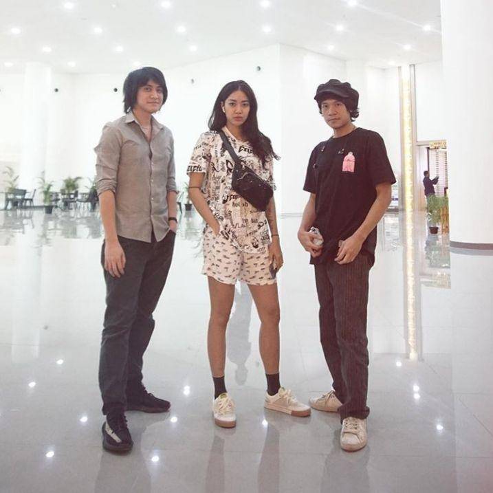 Instagram.com/vierratale___