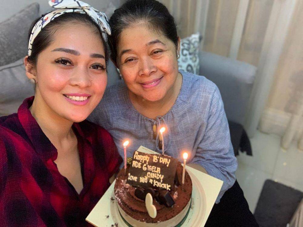 Gracia Indri dan ibunya (Instagram.com/graciaz14)