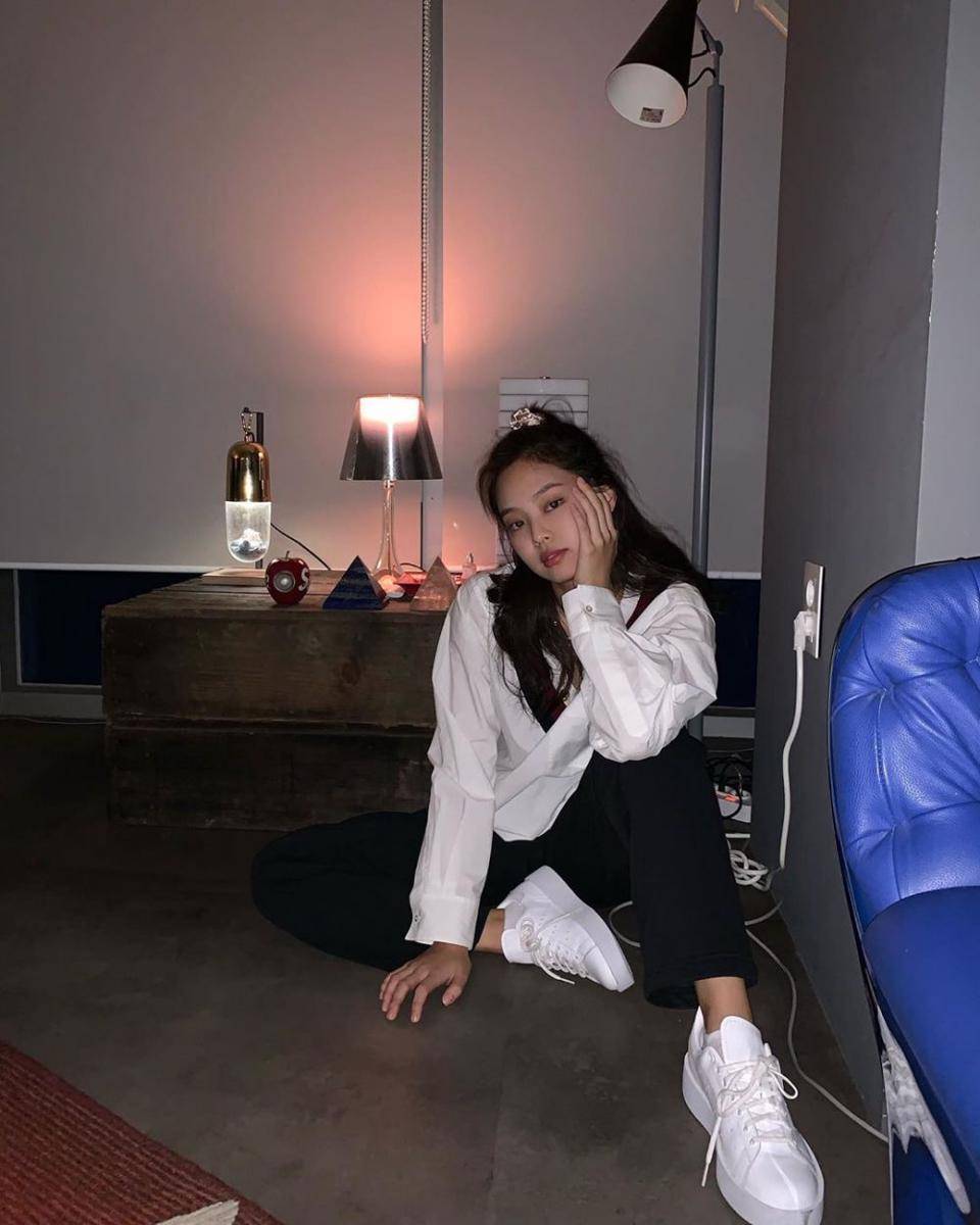 Instagram.com/jennierubyjane
