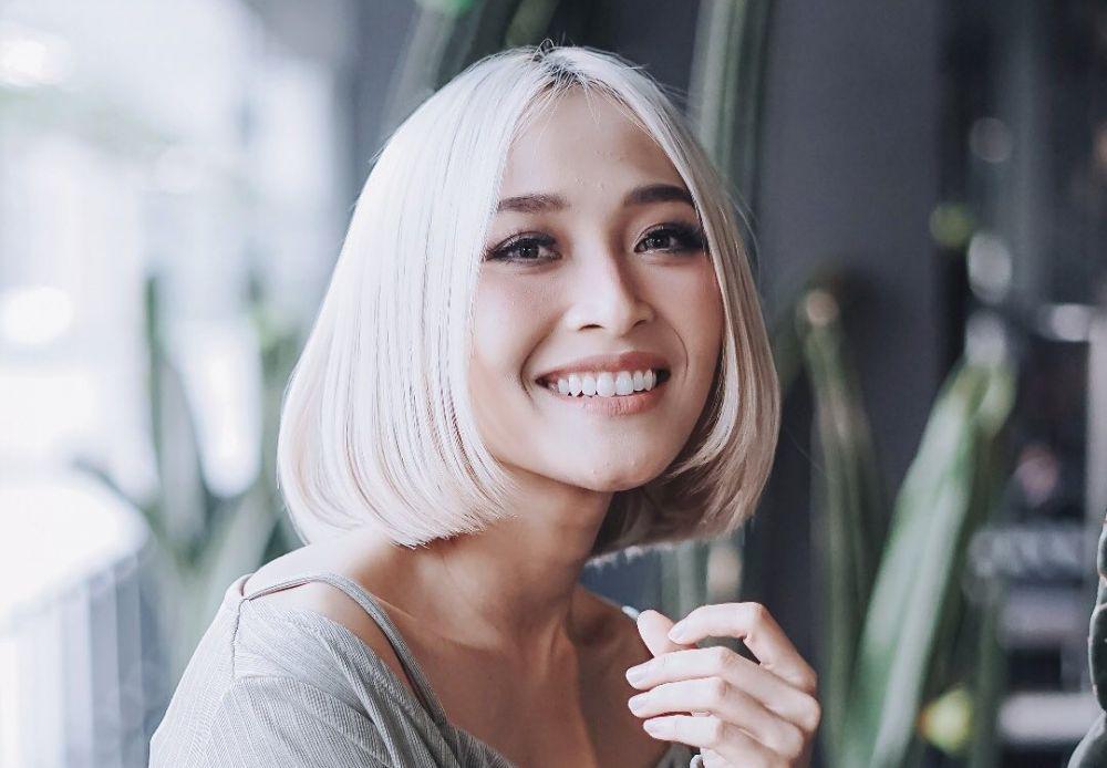 Lagunya Viral, 10 Potret Rinni Wulandari yang Pesonanya Bak Boneka