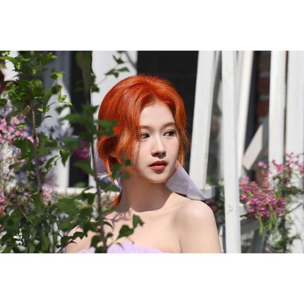 Jingga hingga Merah, 9 Pesona Sana TWICE dengan Berbagai Gaya Rambut!