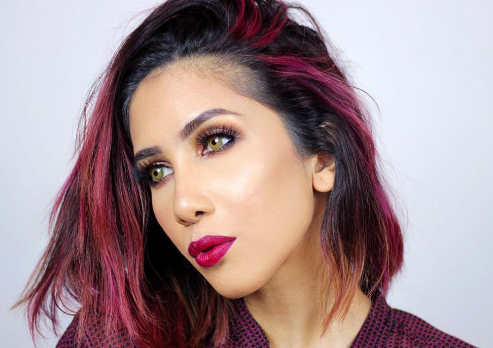 10 Inspirasi Bold Lipstick ala Suhay Salim, Cocok untuk ke Kantor!